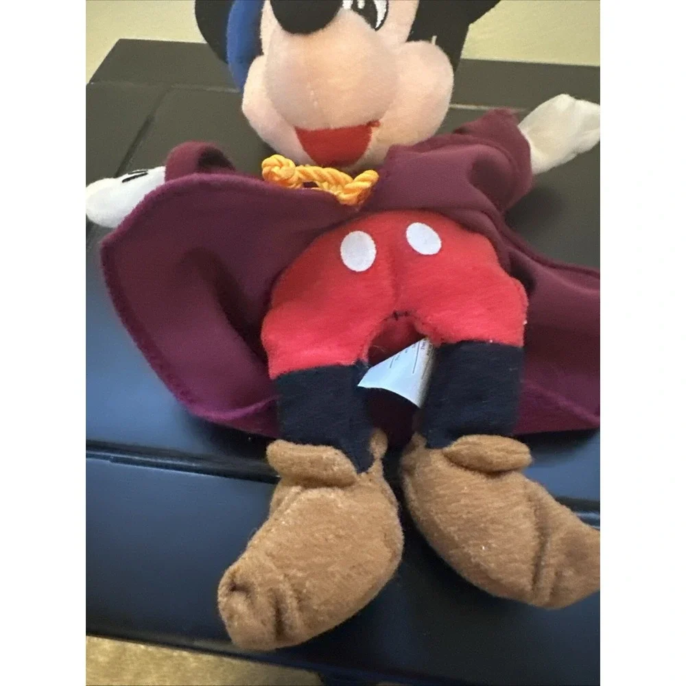 Mickey Mouse Sorcerer 10